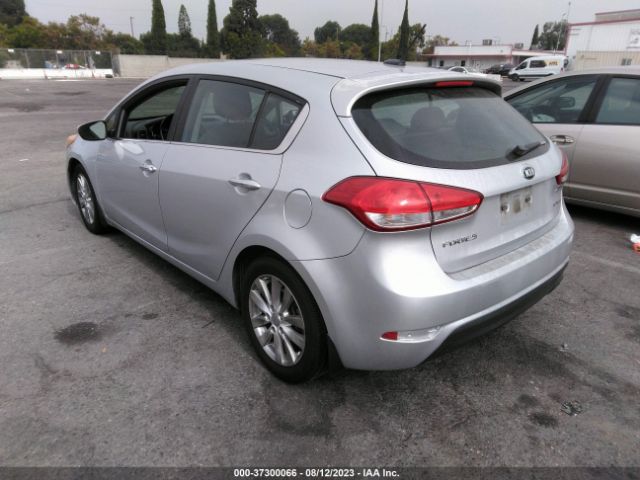 KNAFX5A85F5350675 KIA Forte 5-door Ex