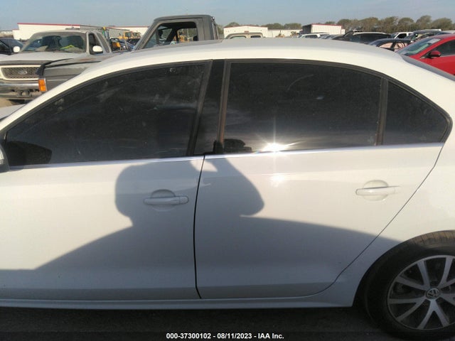 3VWB67AJ4HM370655 Volkswagen Jetta 1.4t Se