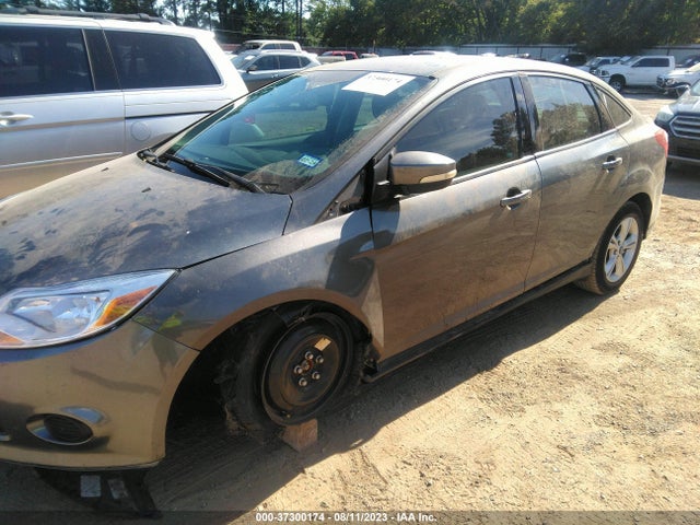 1FADP3F23EL429944 Ford FOCUS SE