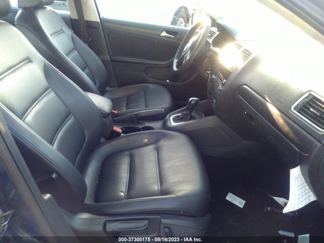 3VWD17AJ0EM436511 Volkswagen Jetta Sedan Se