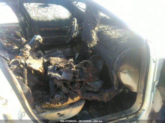 2008 CHRYSLER 300 C HEMI VIN: 2C3LA63H38H135774
