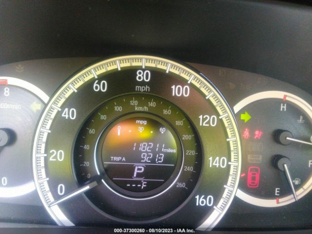 1HGCR2F35HA045121 Honda Accord Sedan Lx