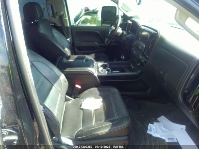 1GT12UEY9JF237203 GMC Sierra 2500hd Denali