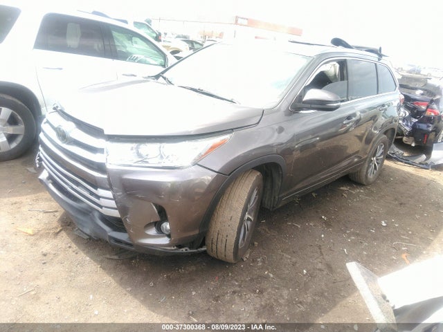 Toyota Highlander Xle 2018 5TDKZRFH1JS531237 Image 2