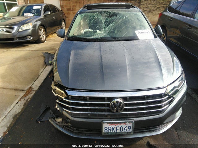 3VWCB7BU9KM143011 Volkswagen Jetta S/se/r-line