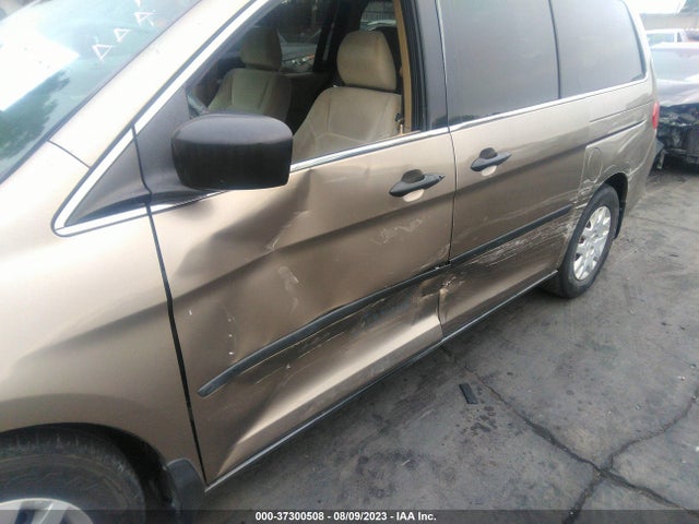 2010 HONDA ODYSSEY LX VIN: 5FNRL3H27AB042562