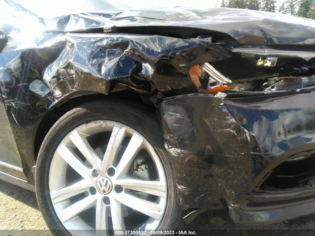 3VWL17AJ2HM246466 Volkswagen Jetta 1.8t Sel