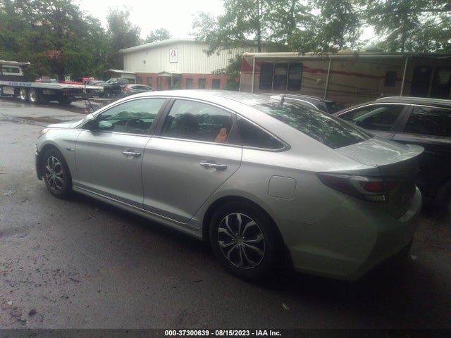 2016 HYUNDAI SONATA HYBRID SE VIN: KMHE24L17GA015168