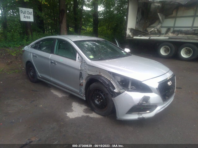 2016 HYUNDAI SONATA HYBRID SE VIN: KMHE24L17GA015168
