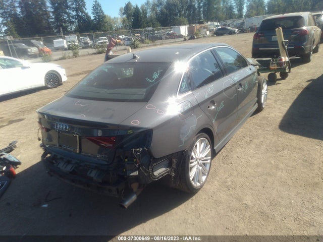 WAUJ8GFF3H1049066 Audi A3 2.0t Premium