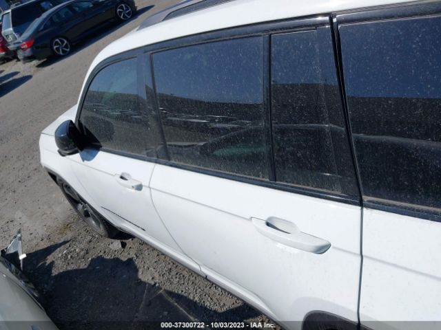 1C4RJHAG3N8633812 Jeep Grand Cherokee Altitude