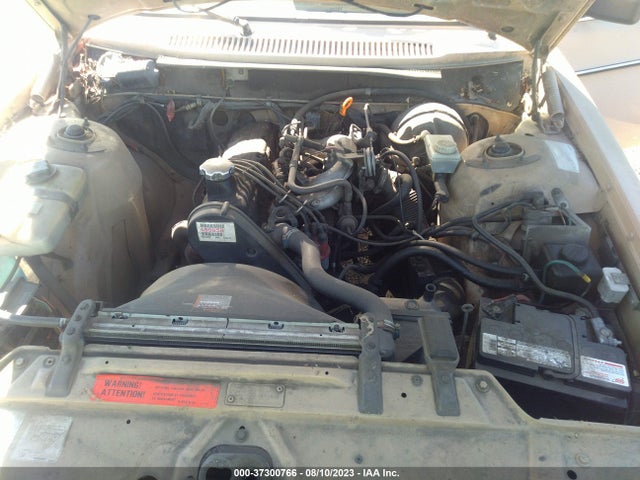 1985 VOLVO 244 DL/GL VIN: YV1AX8847F1095532