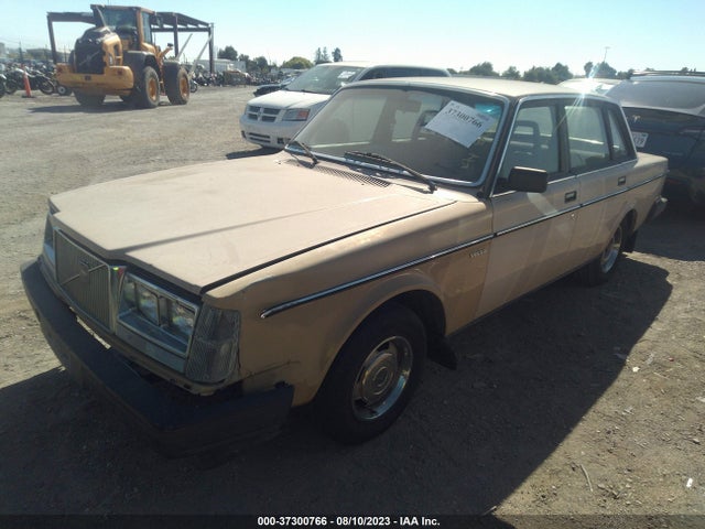 1985 VOLVO 244 DL/GL VIN: YV1AX8847F1095532