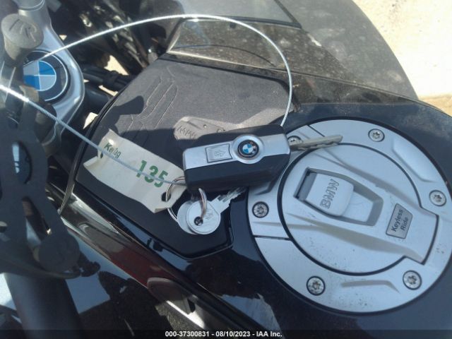 2022 BMW R 1250 WB10M1302N6F31663 Photo 10