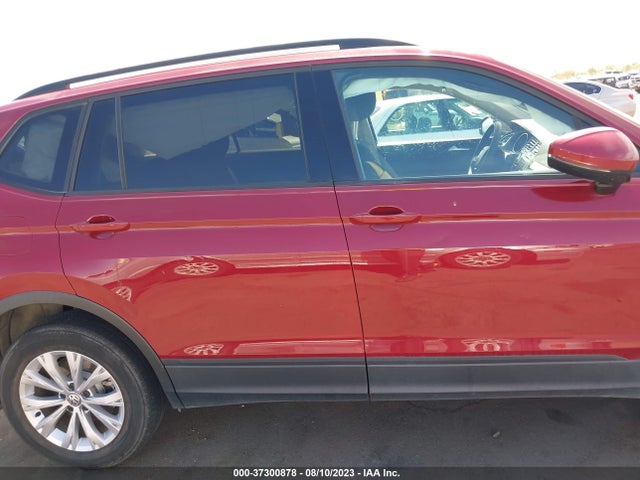 3VV1B7AX5JM115096 Volkswagen TIGUAN S