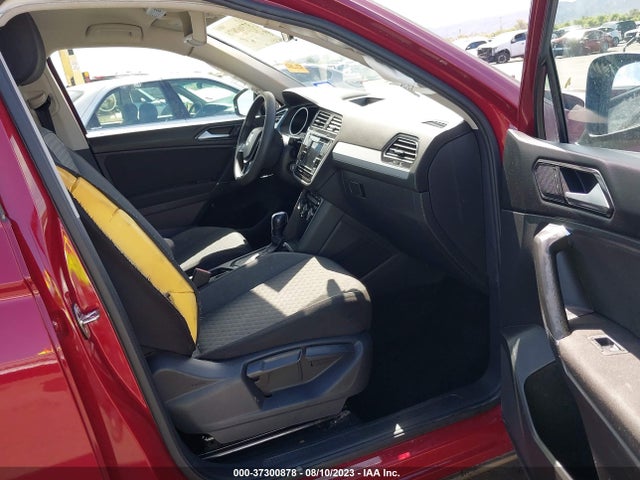 3VV1B7AX5JM115096 Volkswagen TIGUAN S
