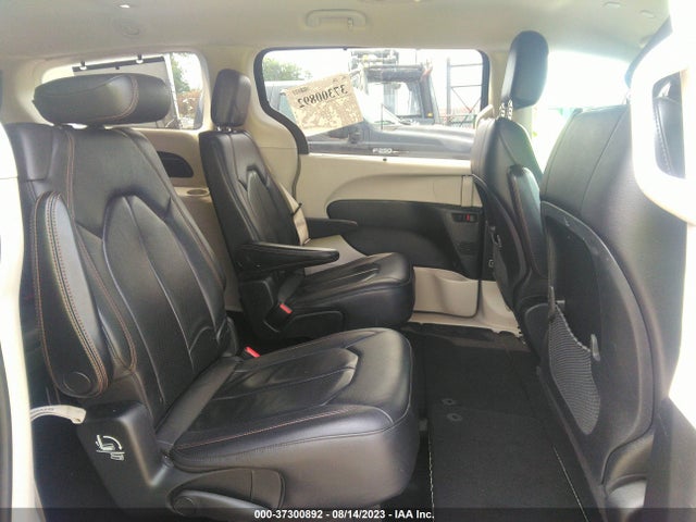 2020 CHRYSLER PACIFICA TOURING L VIN: 2C4RC1BG5LR183307