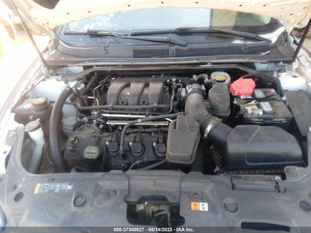 1FAHP2D86GG126283 Ford TAURUS SE