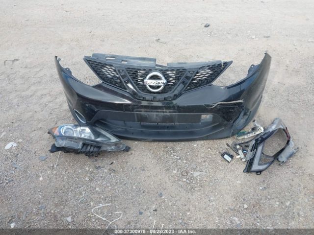 JN1BJ1CP9HW017489 Nissan Rogue Sport Sv
