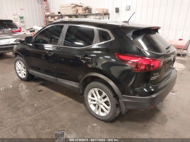 JN1BJ1CP9HW017489 Nissan Rogue Sport Sv