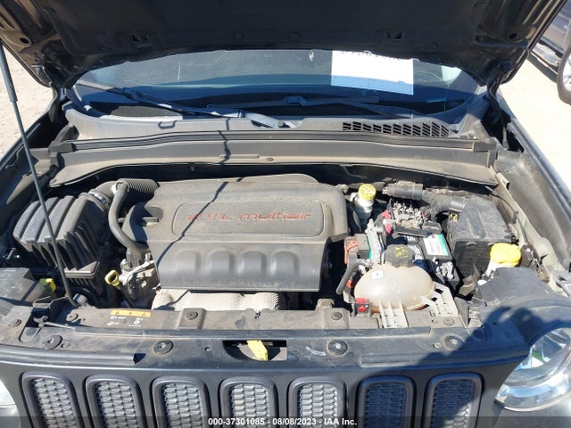 ZACCJBCT8GPD40903 Jeep Renegade Trailhawk