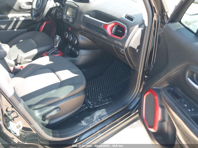 ZACCJBCT8GPD40903 Jeep Renegade Trailhawk