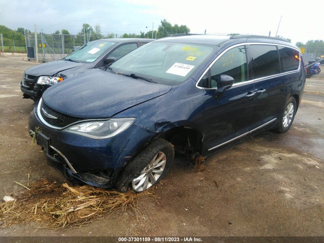 2C4RC1BGXHR815905 Chrysler Pacifica Touring-l