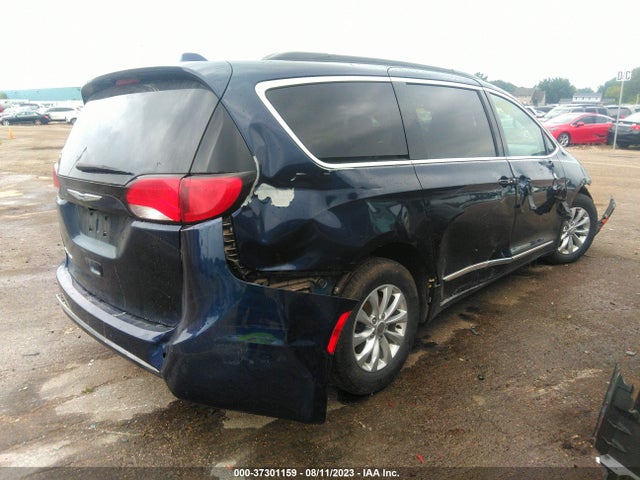 2C4RC1BGXHR815905 Chrysler Pacifica Touring-l