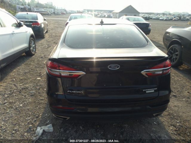 3FA6P0K92LR128364 Ford Fusion Titanium