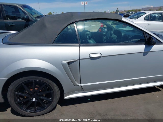 2000 FORD MUSTANG GT VIN: 1FAFP45XXYF130529