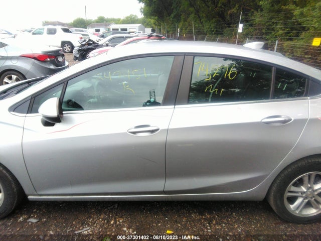Chevrolet CRUZE LT 2018 1G1BE5SM4J7247451 Image 15