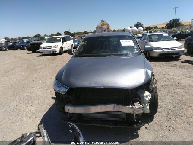 WA1JCCFS5HR004133 Audi Q3 Premium Plus