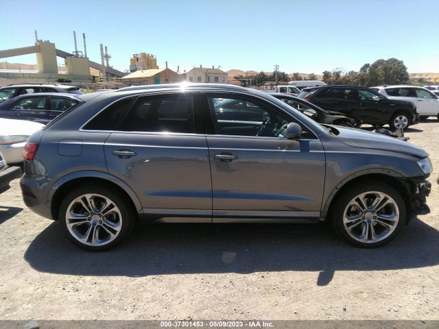 WA1JCCFS5HR004133 Audi Q3 Premium Plus