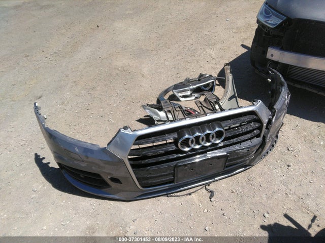 WA1JCCFS5HR004133 Audi Q3 Premium Plus