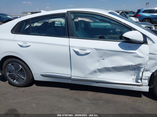 2022 HYUNDAI IONIQ PLUG-IN HYBRID SE VIN: KMHC65LD0NU275578