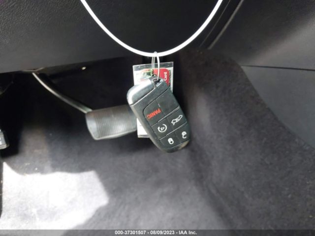 1C4RJEAG3JC125880 Jeep Grand Cherokee Altitude