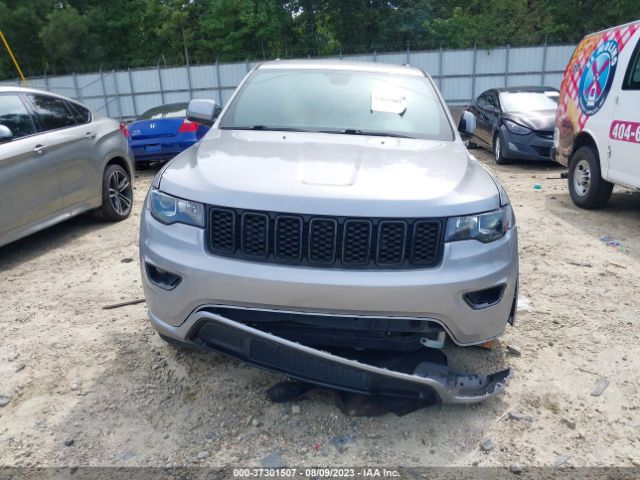 1C4RJEAG3JC125880 Jeep Grand Cherokee Altitude