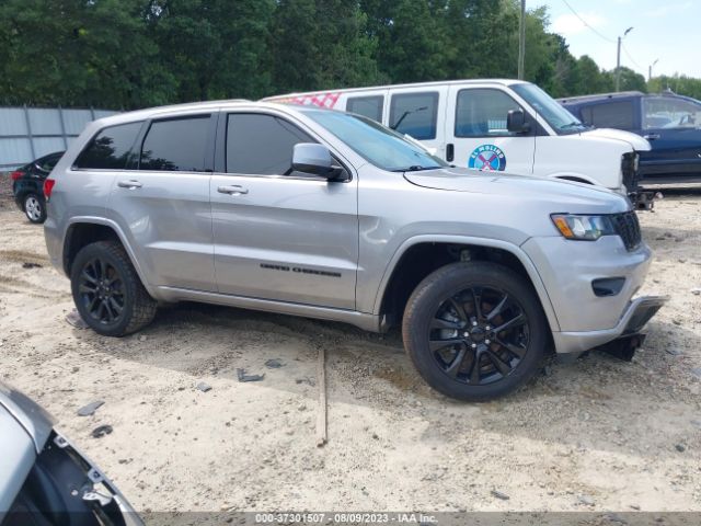 1C4RJEAG3JC125880 Jeep Grand Cherokee Altitude