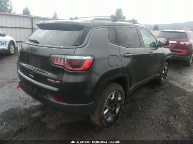 3C4NJDDB8JT451493 Jeep Compass Trailhawk