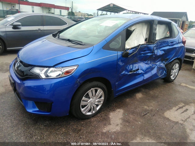 Honda FIT LX 2017 JHMGK5H51HS001811 Image 2