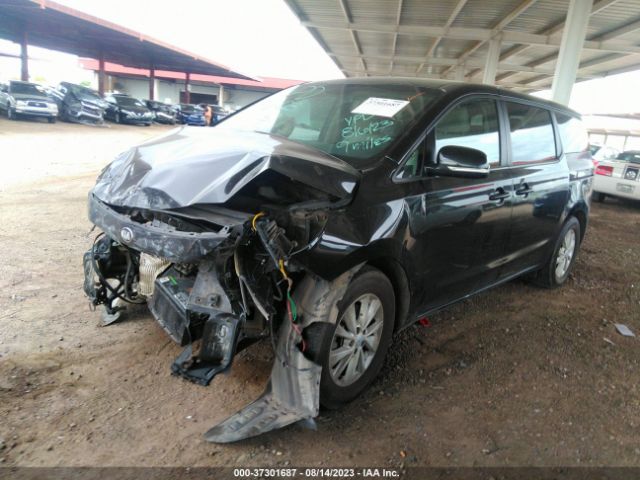 KNDMB5C1XH6232143 KIA SEDONA LX
