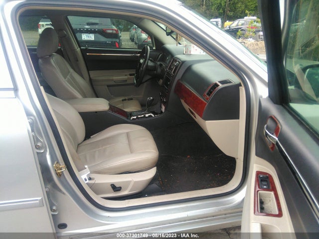 2006 CHRYSLER 300 TOURING VIN: 2C3KA53G86H539177