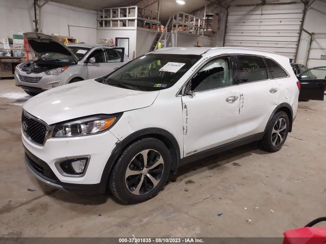 2016 KIA SORENTO 3.3L EX VIN: 5XYPHDA52GG100484