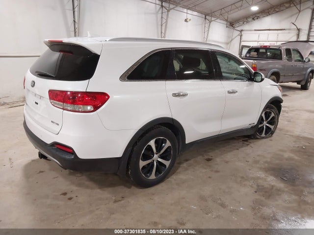 2016 KIA SORENTO 3.3L EX VIN: 5XYPHDA52GG100484