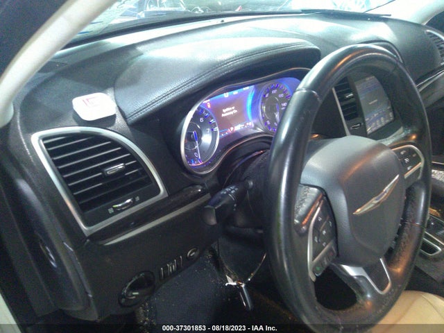 2C3CCAAG8FH830532 Chrysler 300 Limited