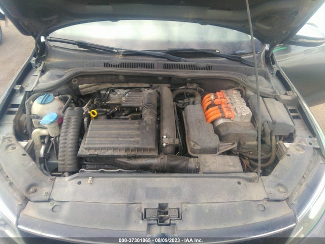 3VW637AJ1FM307682 Volkswagen Jetta Sedan Hybrid Sel Premium
