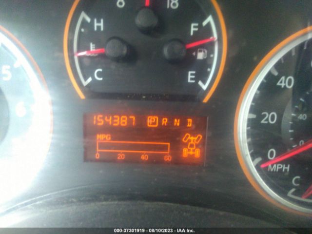 1N6BA0EC9EN509245 Nissan TITAN SV