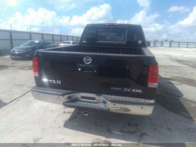 1N6BA0EC9EN509245 Nissan TITAN SV