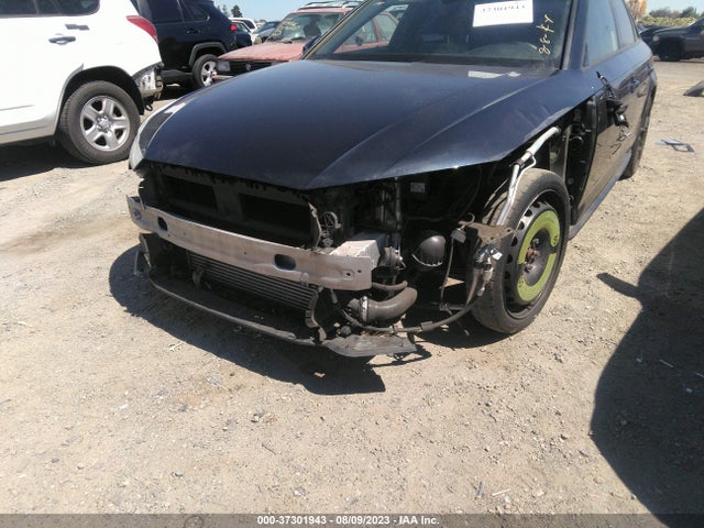 WAUKMAF4XJN015779 Audi A4 2.0t Tech Ultra Premium/2.0t Ultra Premium