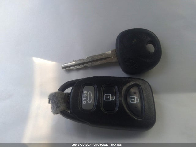 2012 HYUNDAI ELANTRA GLS PZEV VIN: 5NPDH4AE2CH096040